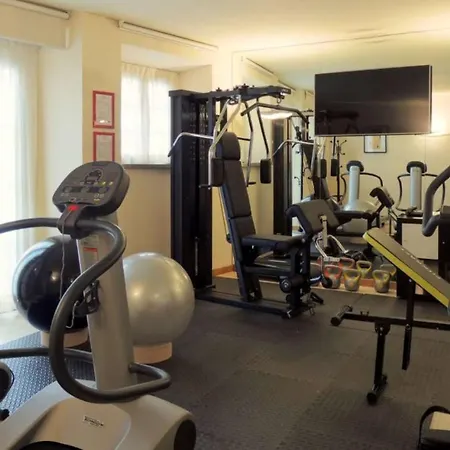 Hotel Hambros - Il Parco In Banchieri 4*
